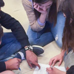 Judíos y palestinos: los jóvenes conviven; los adultos pelean