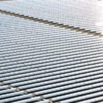 Panel solar que sigue el sol continuamente