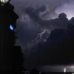 Emisiones de barcos, aumentan tormentas eléctricas