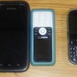 Arman un servidor, con teléfonos viejos