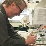 Día a día, 30 años, guardando generaciones de bacterias