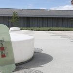 Un monopatín de fibra de vidrio,como tesis de grado