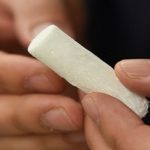 Obtienen espuma aislante.. de la celulosa de madera