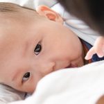 La leche materna..también controla el reloj biológico del bebé