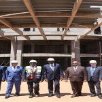 China le regala el nuevo edificio del Parlamento..a Zimbabwe