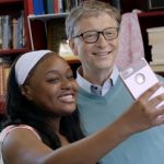 Los ricos debemos pagar más impuestos: Bill Gates